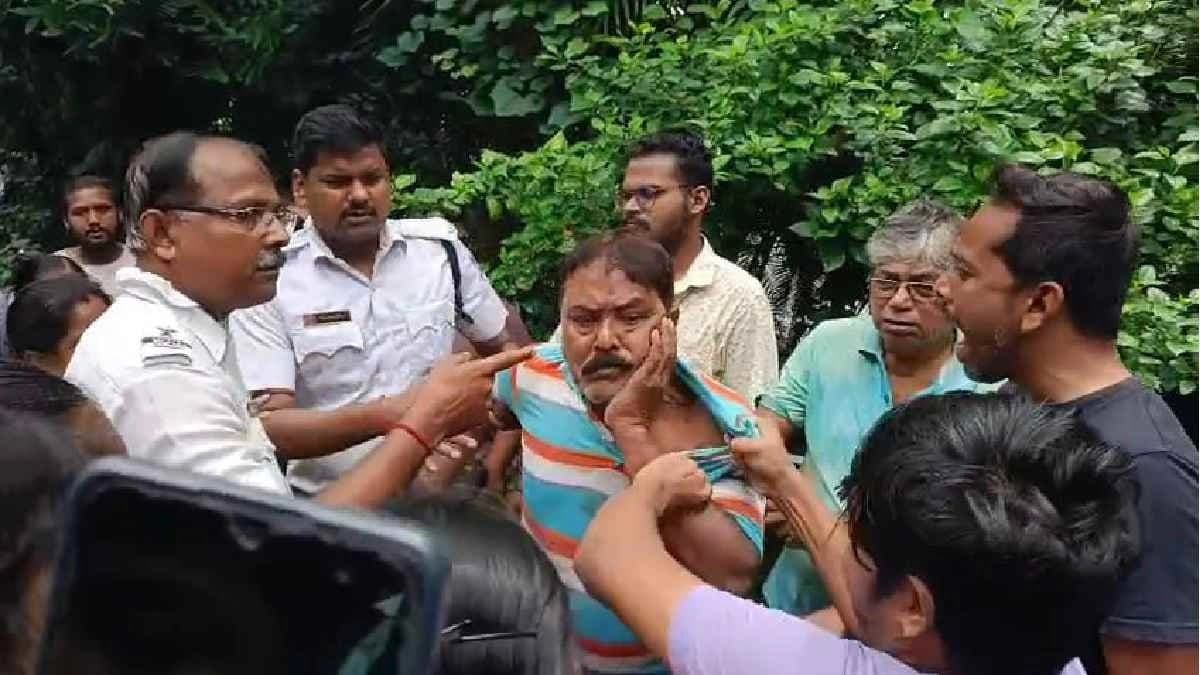 Person killed a van puller by slapping