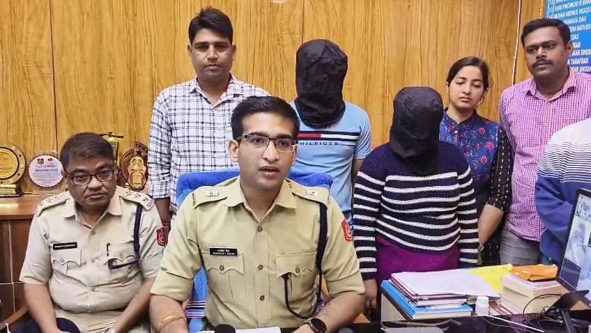 Two arrested in Berhampore allegedly trying smuggle weapon in Bangladesh