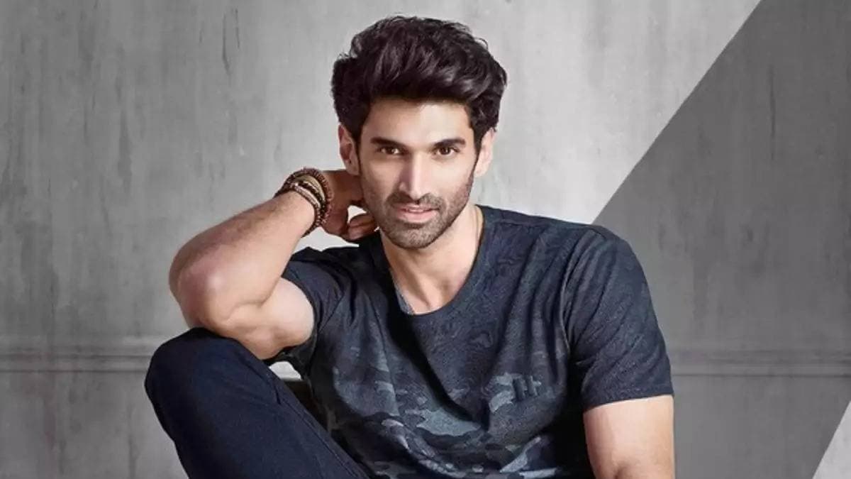 Unknown Woman Enters Aditya Roy Kapur s House and Refuses to Leave