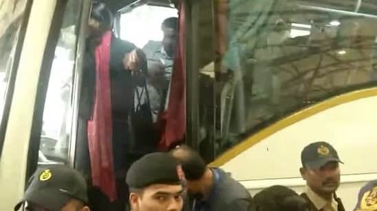 Jharkhand: আগামীকাল আস্থাভোট, রাজ্যে ফিরছেন বিধায়করা