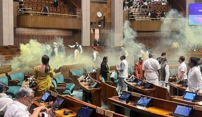 Parliament security breach: কীভাবে হামলা সংসদে? ঘটনার পুনর্নিমাণ করবে দিল্লি পুলিশ