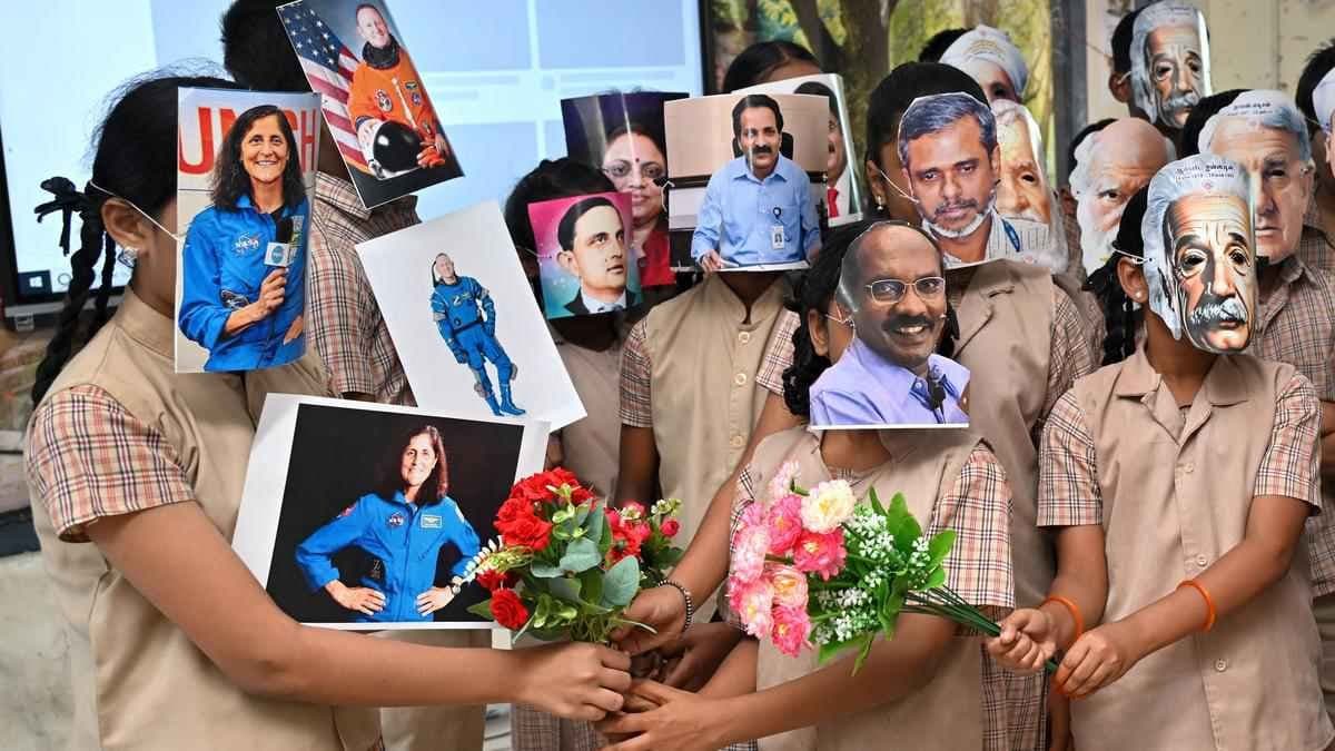 Students mask up to welcome Sunita Williams back to Earth 