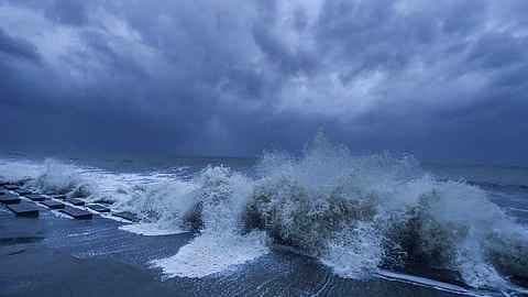 IMD Weather Forecast Red Alert for Extremely Heavy Rainfall in These States in West Bengal