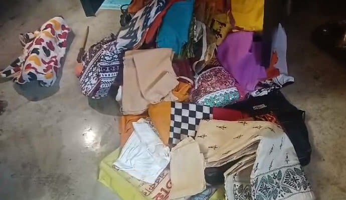 মুর্শিদাবাদের রঘুনাথগঞ্জে দুঃসাহসিক চুরি, গায়েব কয়েক ভরি সোনার গয়না