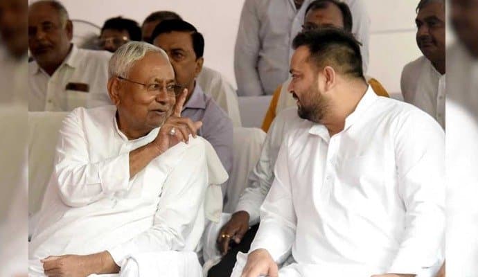 GAFFE: নীতিশের ‘ভুল’ মন্তব্যের তীব্র কটাক্ষ তেজস্বী যাদবের