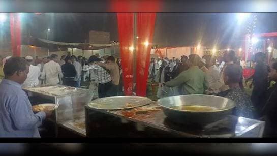 Huge Brawl Between Groom And Bride Relatives For Chicken Fry At UP Wedding