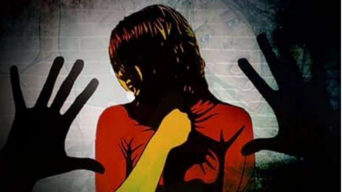 Tollywood actress Oindrila Sarkar faced physical harrasment at Jadavpur 