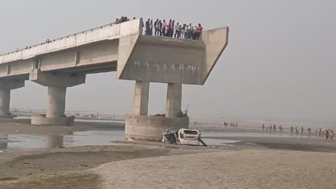 up men drives car to follow google maps then what happened_gnr