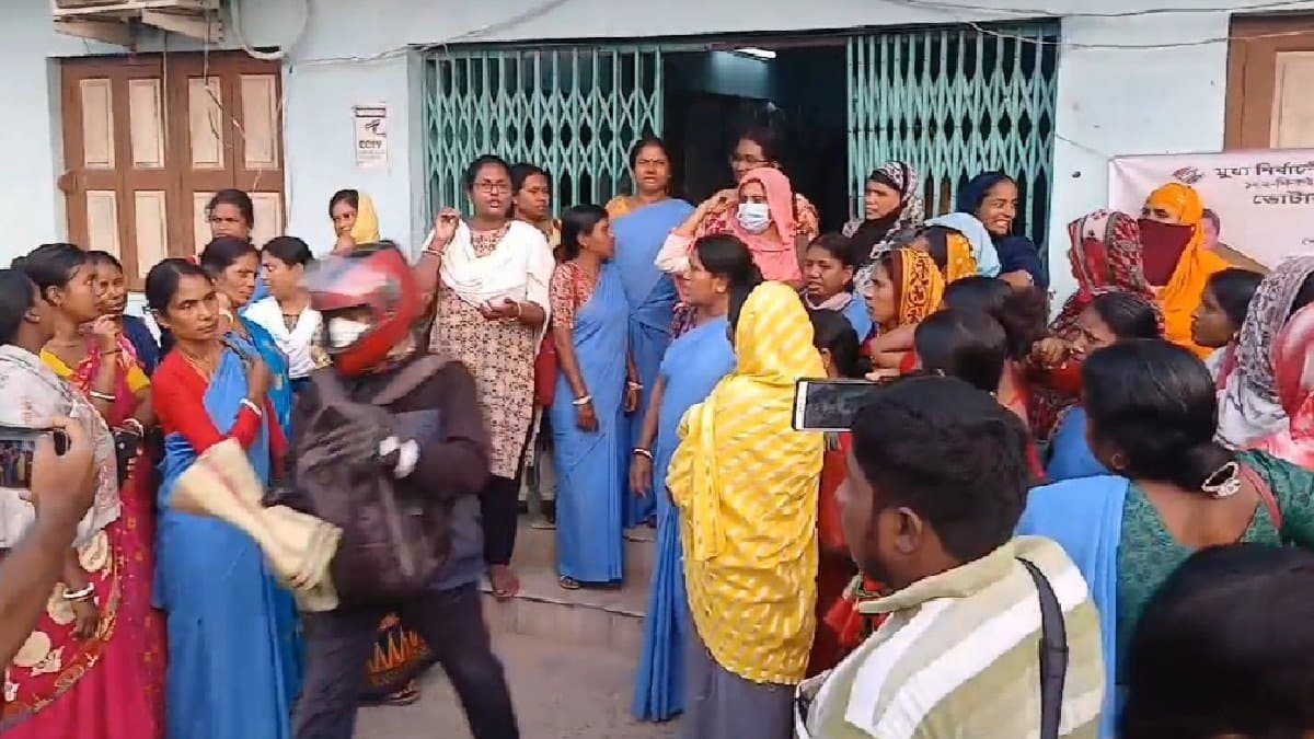 BDO and joint BDO were locked in their office in North 24 Pargana