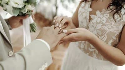 Weeks After Wedding Woman Says Marriage Feels Like Big Mistake 