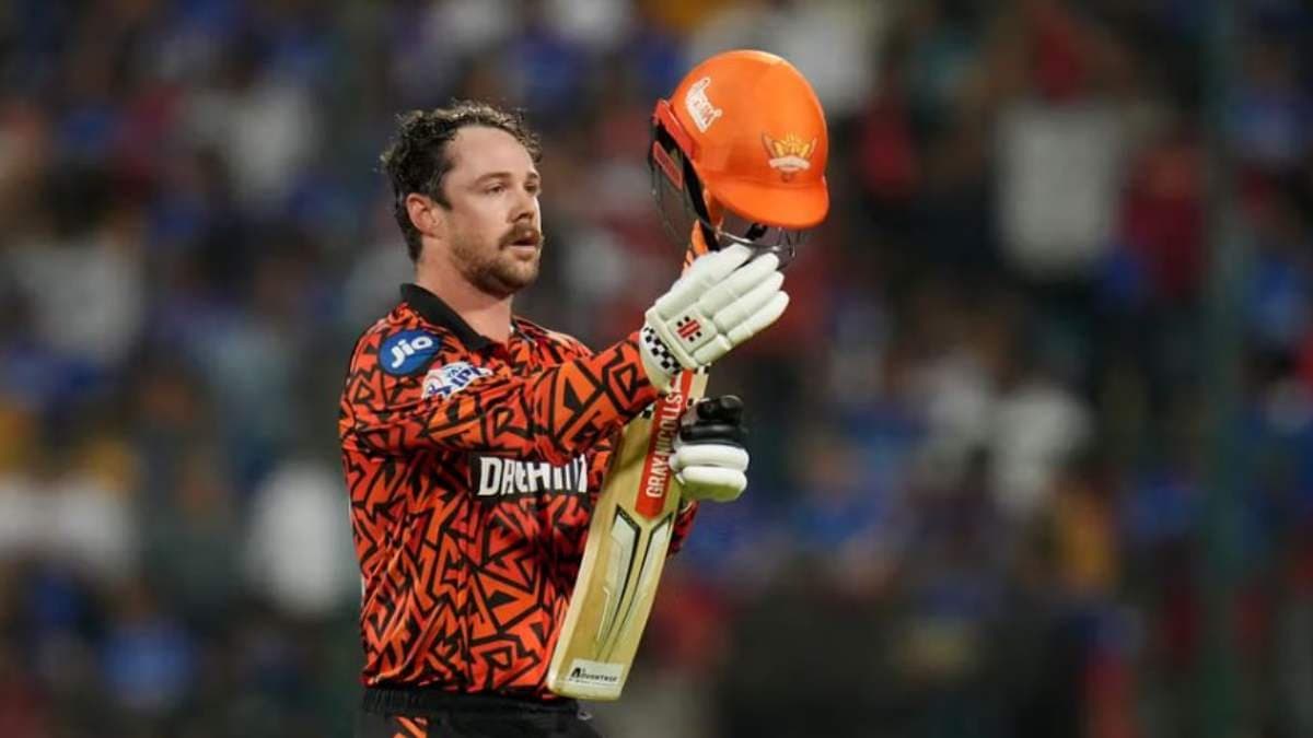 IPL 2025: A video shows Australian star Travis Head declines a selfie request of fans spt 