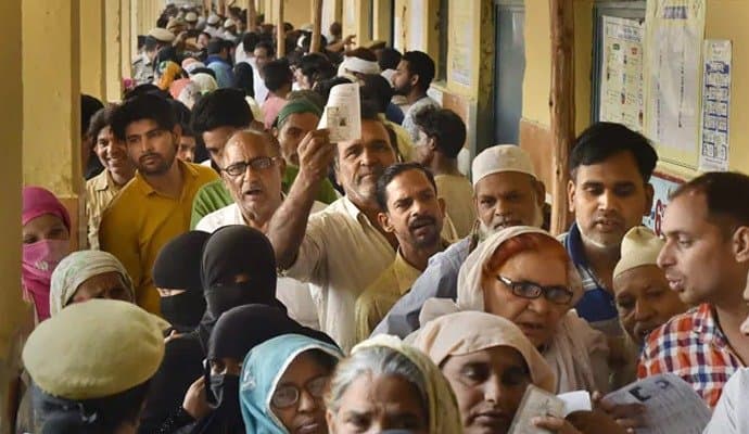 EC: তাপপ্রবাহের জেরে তেলেঙ্গানায় ভোটদানের সময়সীমা বৃদ্ধি করল নির্বাচন কমিশন