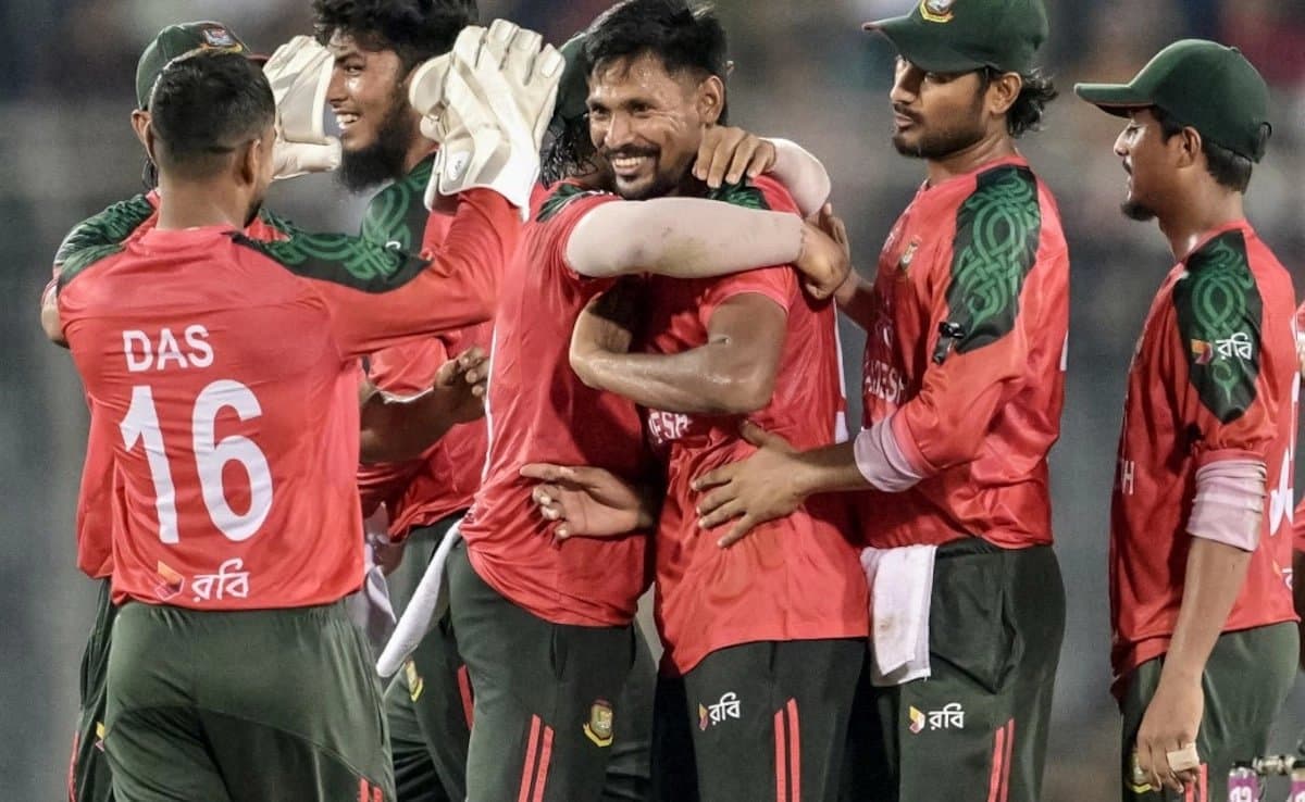 Bangladesh defeat Pakistan to secure historic T20 series win 
