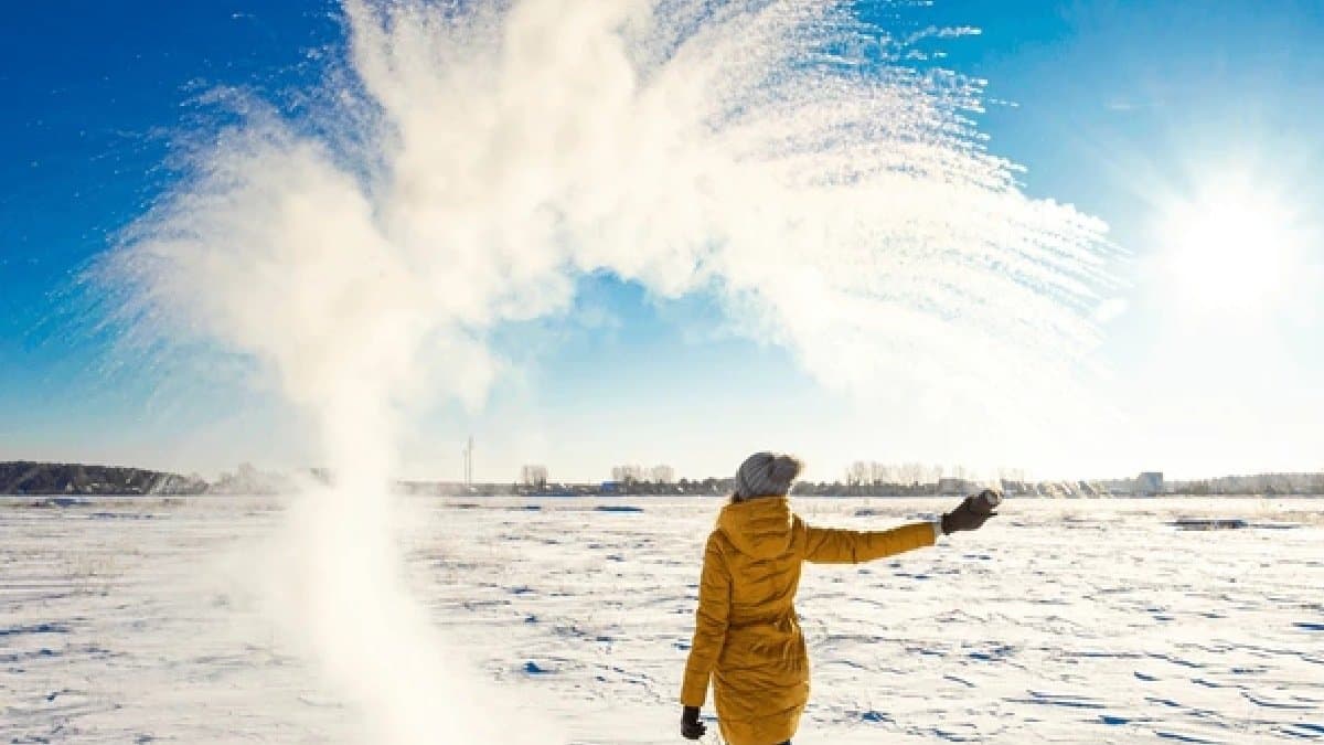 woman Trying Viral Boiling Water Into Ice Trend Suffers 2nd-Degree Burns  gnr 