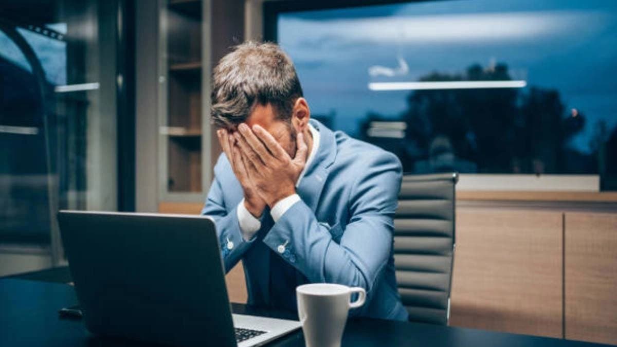 US company fires indian staffs withinf four minitues