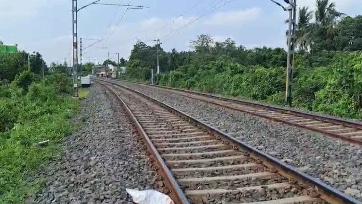 Death could not depart the friendship of two youths