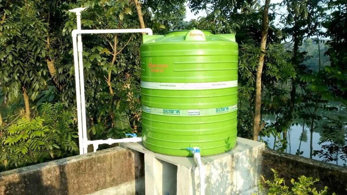 Unable To Give Birth To Son Rajasthan Woman Throws Newborn Into Water Tank