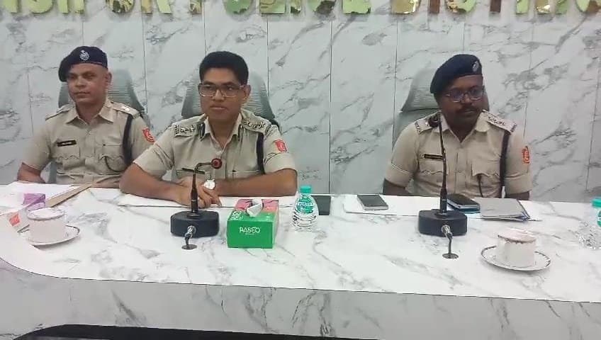 fraud case in murshidabad, three arrest