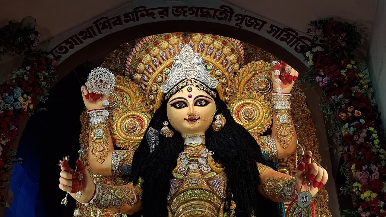 Jagaddhatri Puja 2025: Special rituals of Rani Ma