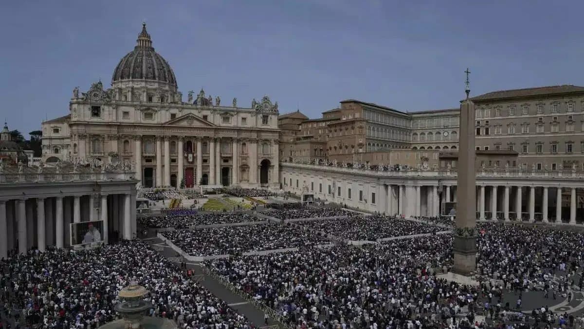 Vatican Story What Goes On Behind Closed Doors To Elect Pope