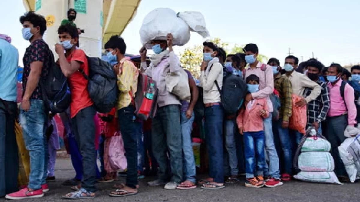 West Bengal Police introduced a helpline number for the migratory workers  of Bengal working in other states