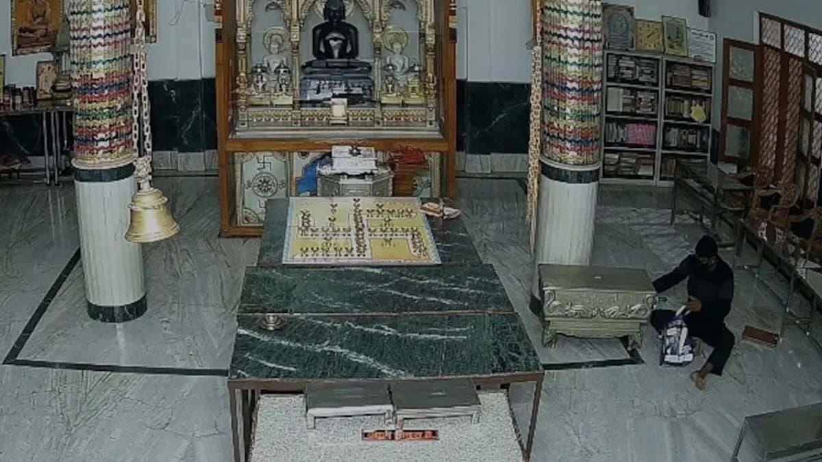 Anger against God HIV positive man loots obeisance boxes in Chhattisgarh temple to take revenge