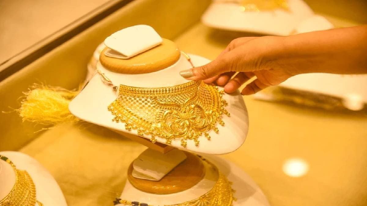 Hallmark or KDM Which is more authentic when it comes to buy gold jewelry