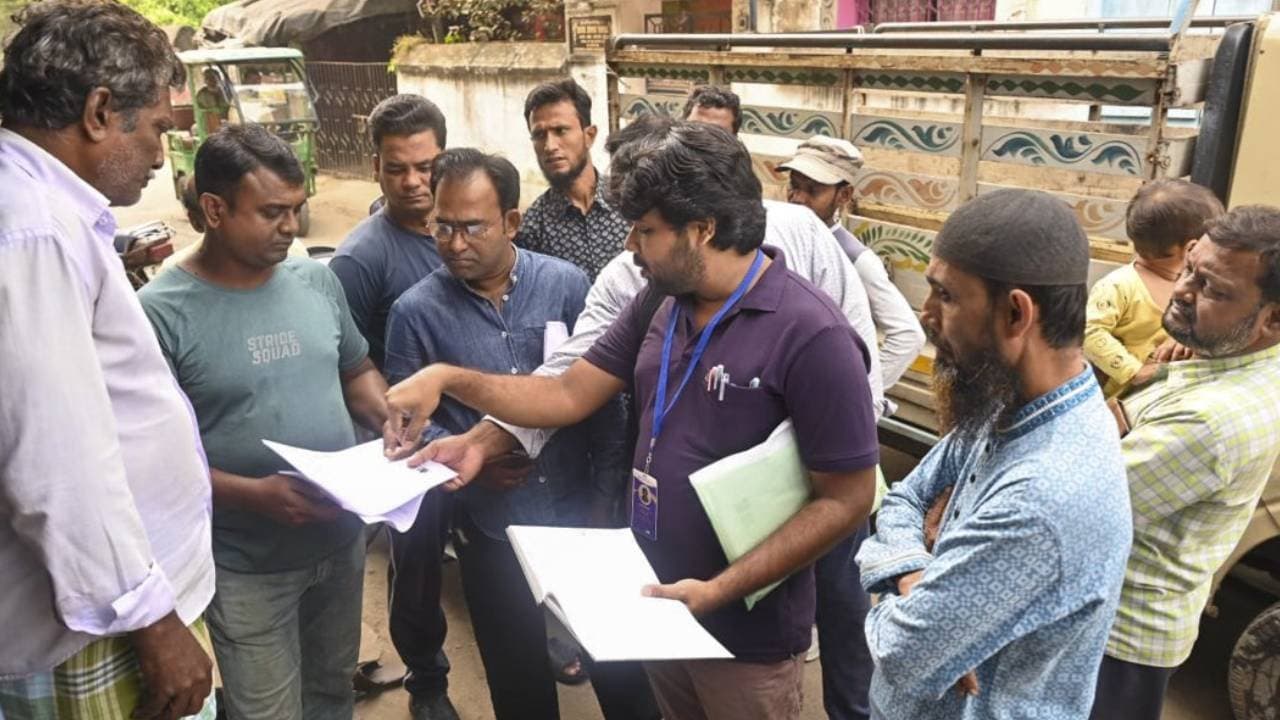 Two BLO dies in rajasthan and kerala