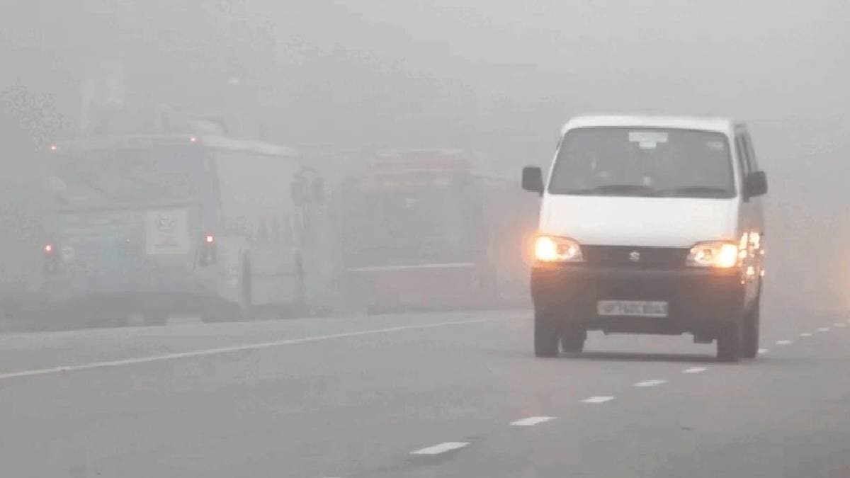  2 dead in accident in Haryana and 250 flights hit in Delhi amid fog in north India gnr
