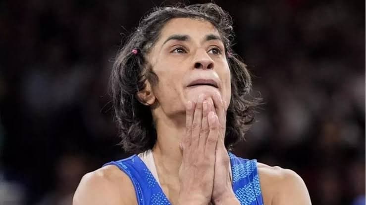 Vinesh Phogat files case against Indian wrestling association spt 