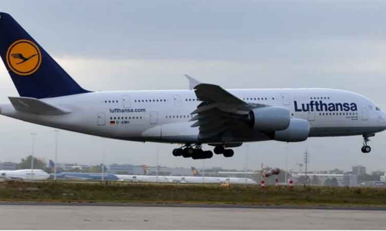 EMERGENCY LANDING OF A PLANE