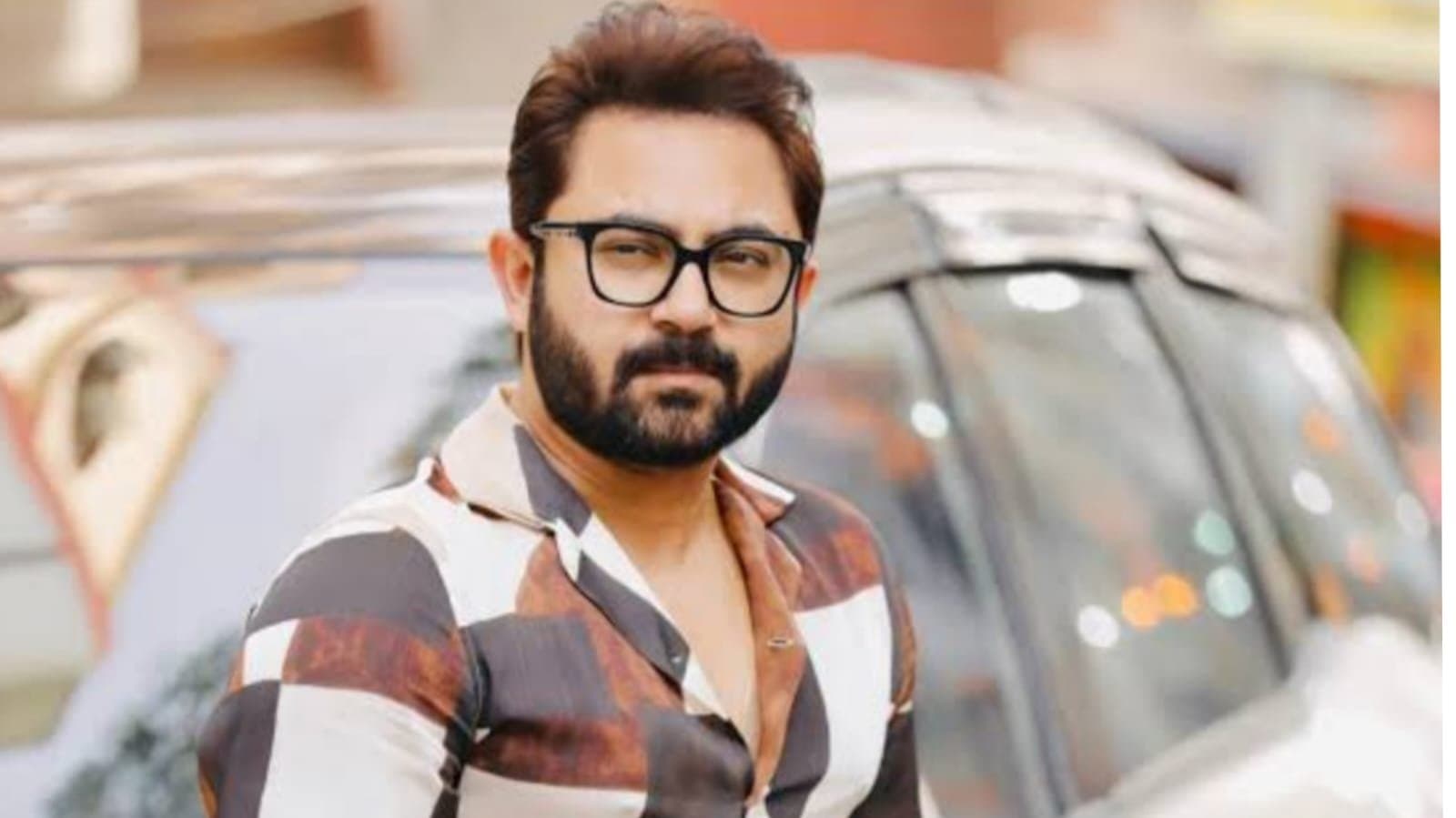 soham chakraborty going to play the role of football coach in upcoming bengali movie deepu ent