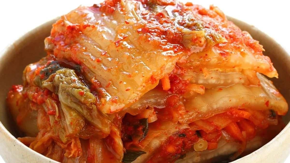 Weight loss and Good Digestion among top Health Benefits of Korean Food Kimchi