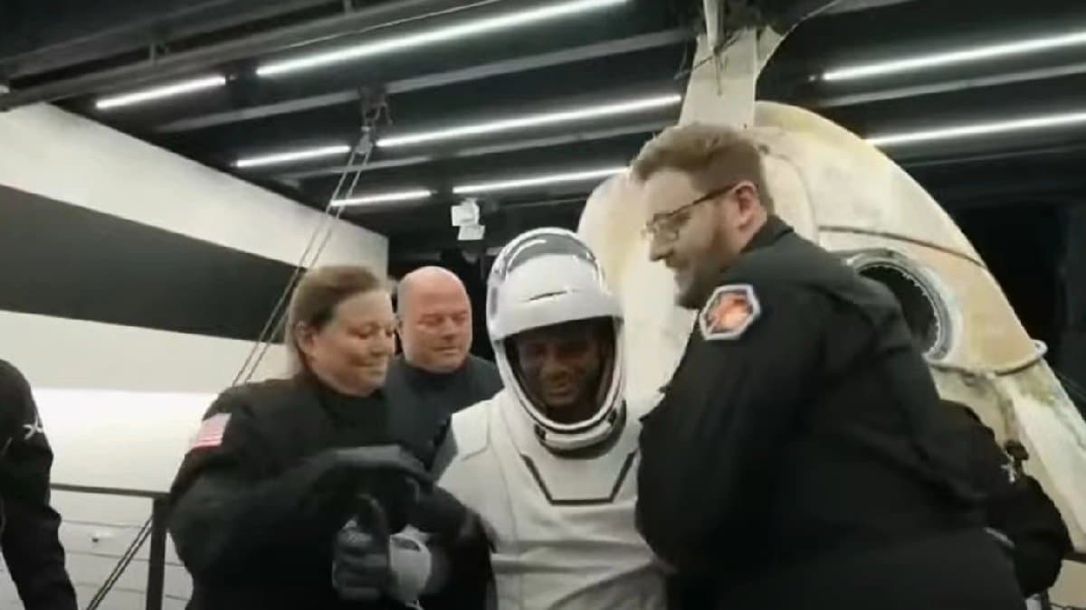 Shubhanshu Shukla come back to Earth Axiom-4 Splash Down Near San Diego