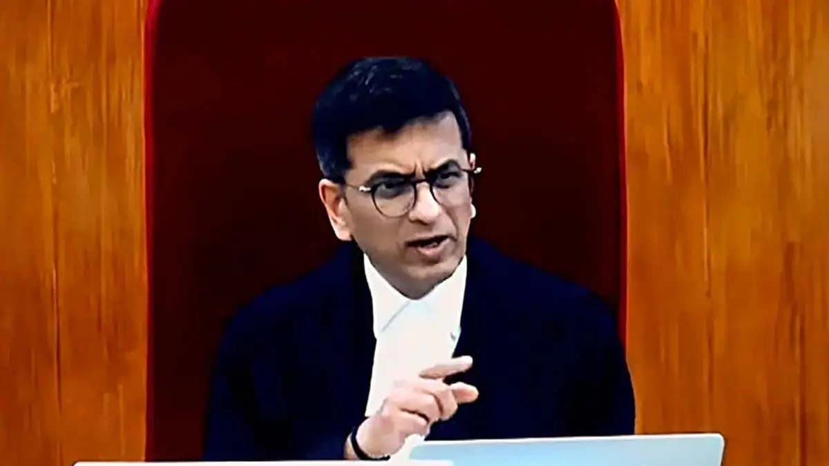  Ex chief justice Of India DY Chandrachud overstaying in government home Supreme Court writes to centre
