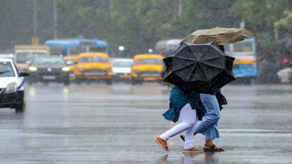 সপ্তাহভর বৃষ্টি, তুমুল দুর্যোগের আশঙ্কা দক্ষিণবঙ্গে, জেলায় জেলায় জারি সতর্কতা 