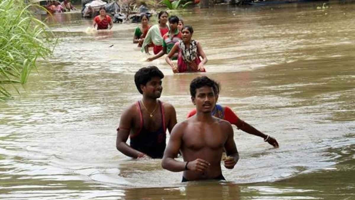Howrah Flood Situation 112 villages under flood, 40 thousands people homeless gnr 