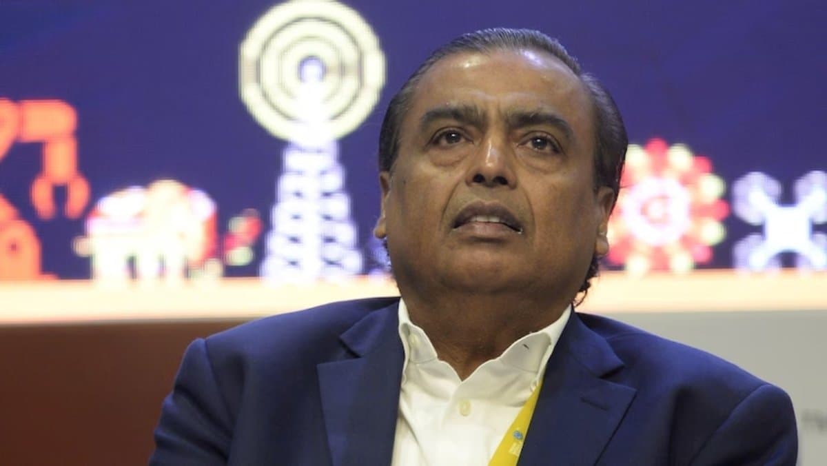 Reliance JIO has lost 7.9 million users in 30 days, said TRAI gnr