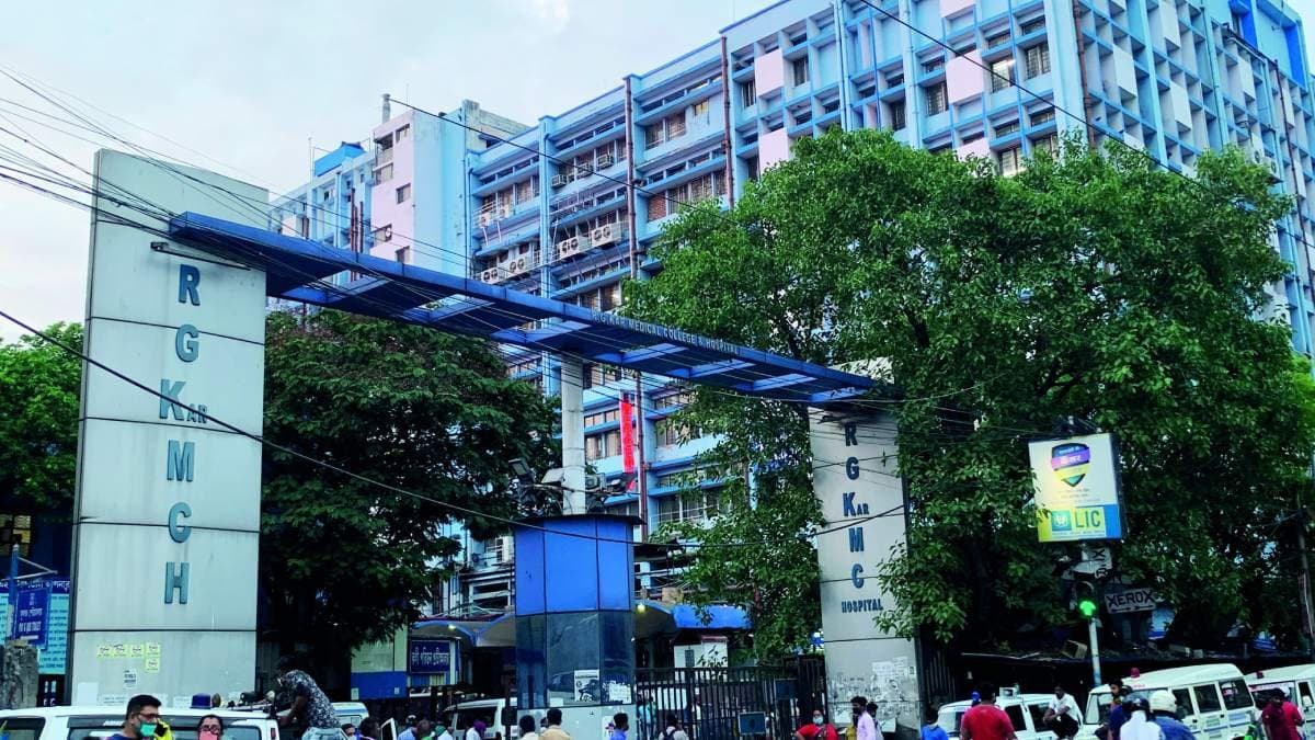 Doctor of R G Kar hospital done a rare operation on Kidney Cancer