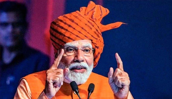 দু’ দিনের গুজরাট সফরে যাচ্ছেন মোদি 