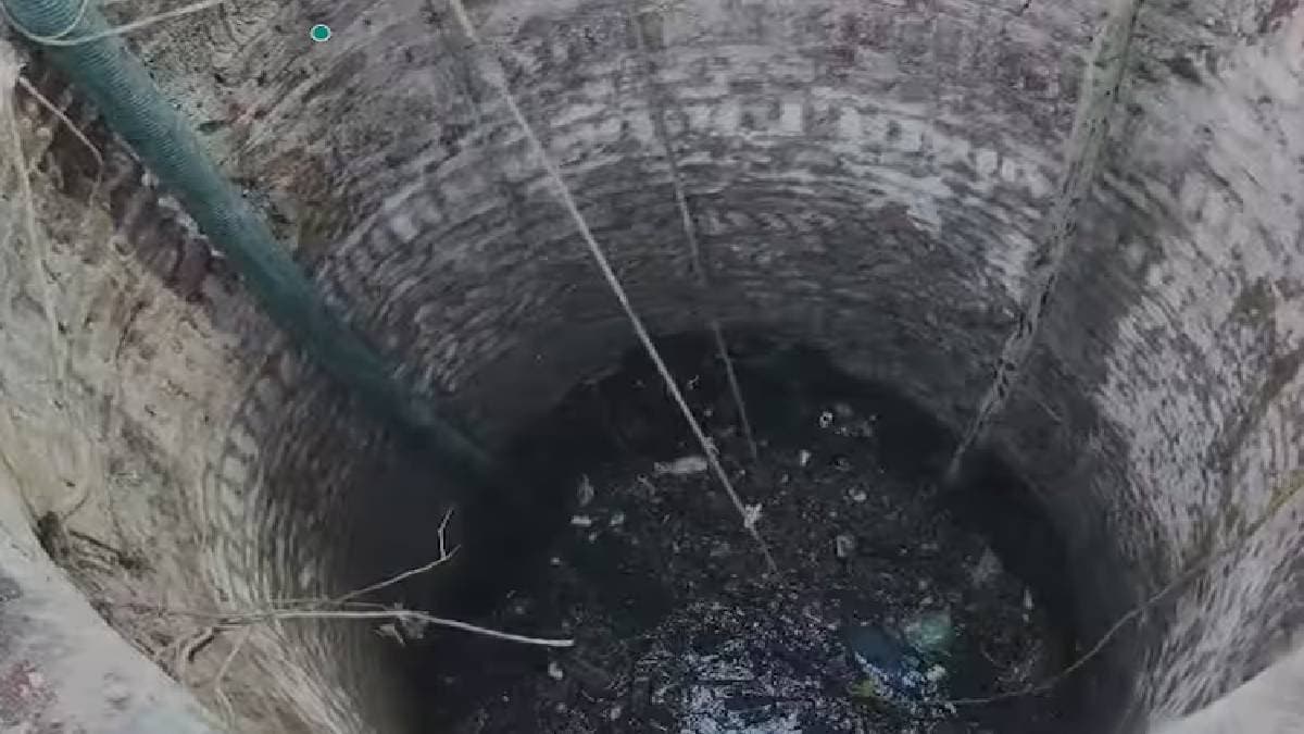  Eight people die after inhaling toxic gas while cleaning well in Madhya Pradesh Khandwa