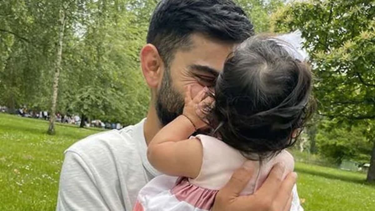Actor Anushka Sharma shared a special handwritten note by her daughter Vamika for Virat Kohliin Fathers Day 