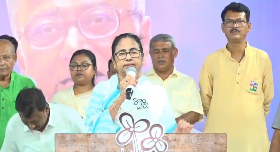 Mamata Banerjee on  calcutta high court verdict on obc certificate