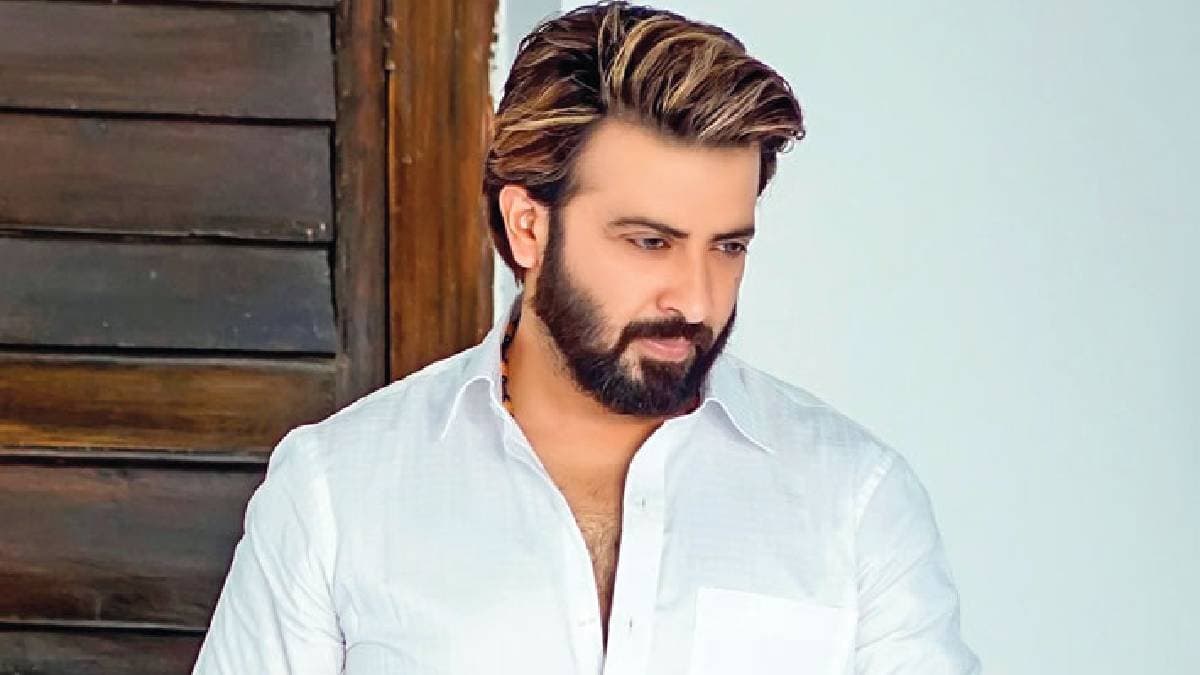 Apu Biswas calls Shakib Khan her Shah Rukh Khan — Fans Can not keep calm