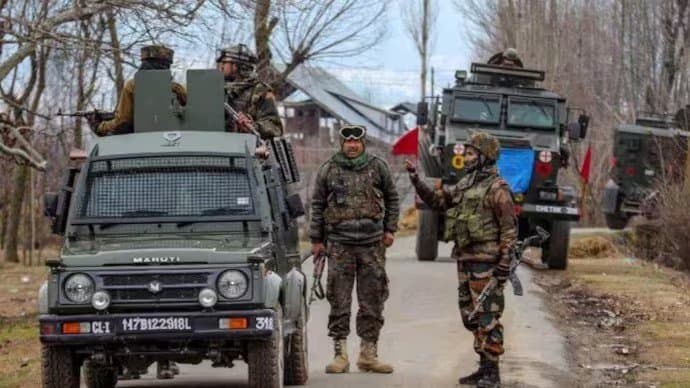 2 civilians 2 soldiers killed in terror attack on Army vehicle in J&K