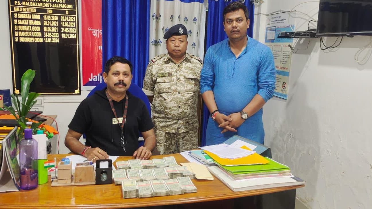 money recovered from BJP leader's car during Naka checking