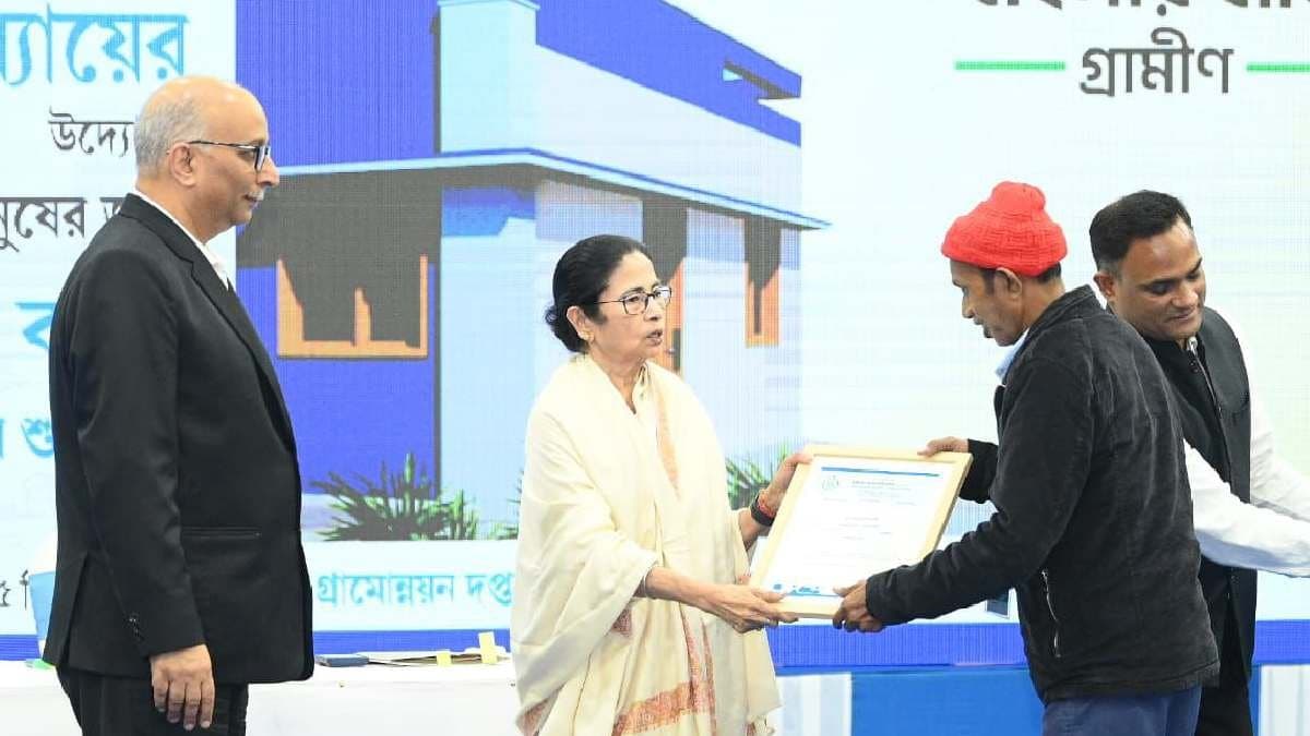 Mamata banerjee start banglar bari project gnr 