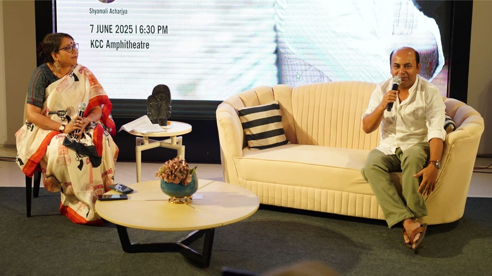 Chat programme was organised with Eken Benaras e Bibhishika actor Anirban Chakraborty where present many tollywood celebrities