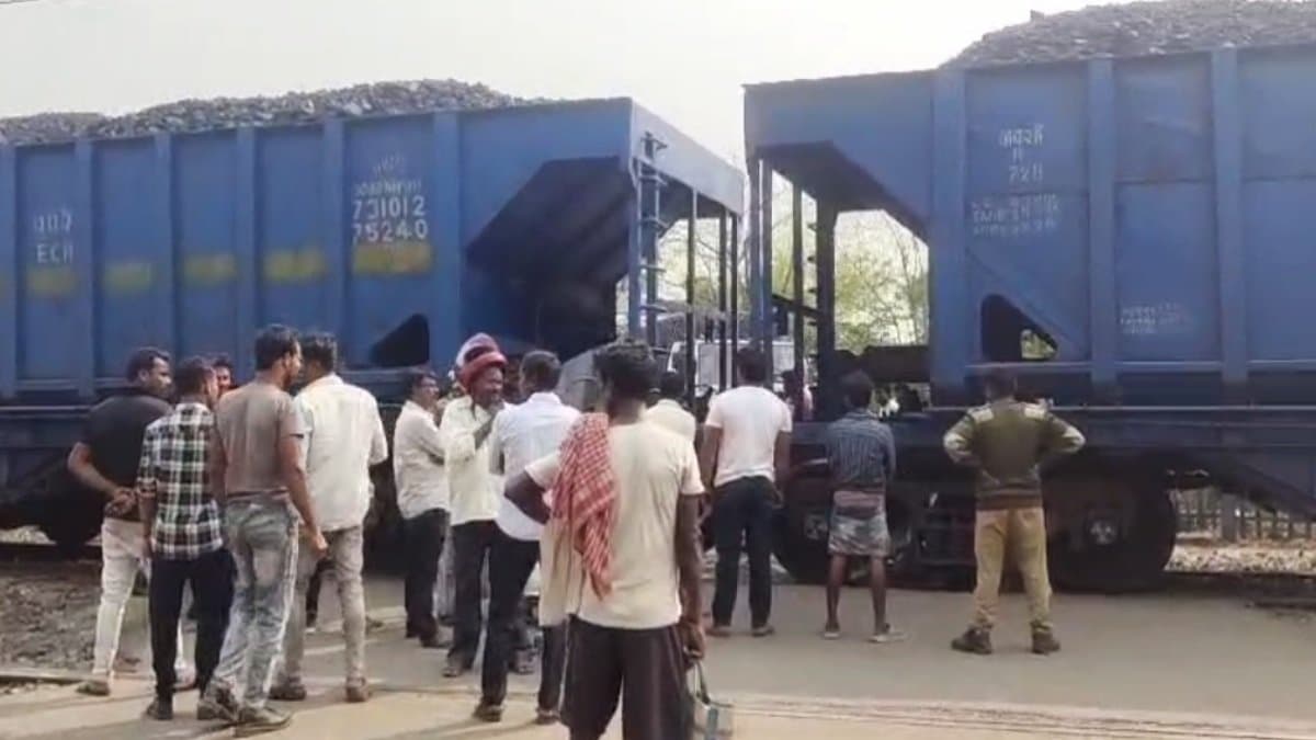 Goods train halted for a long time leaving people in trouble