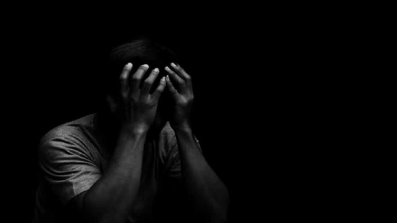 Madhya Pradesh man hangs self wife and mother in law watch live on Instagram